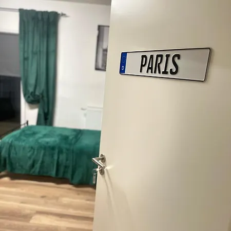 Gaestezimmer Paris Im Werkmotel