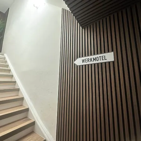 Gaestezimmer Paris Im Werkmotel Winhoring